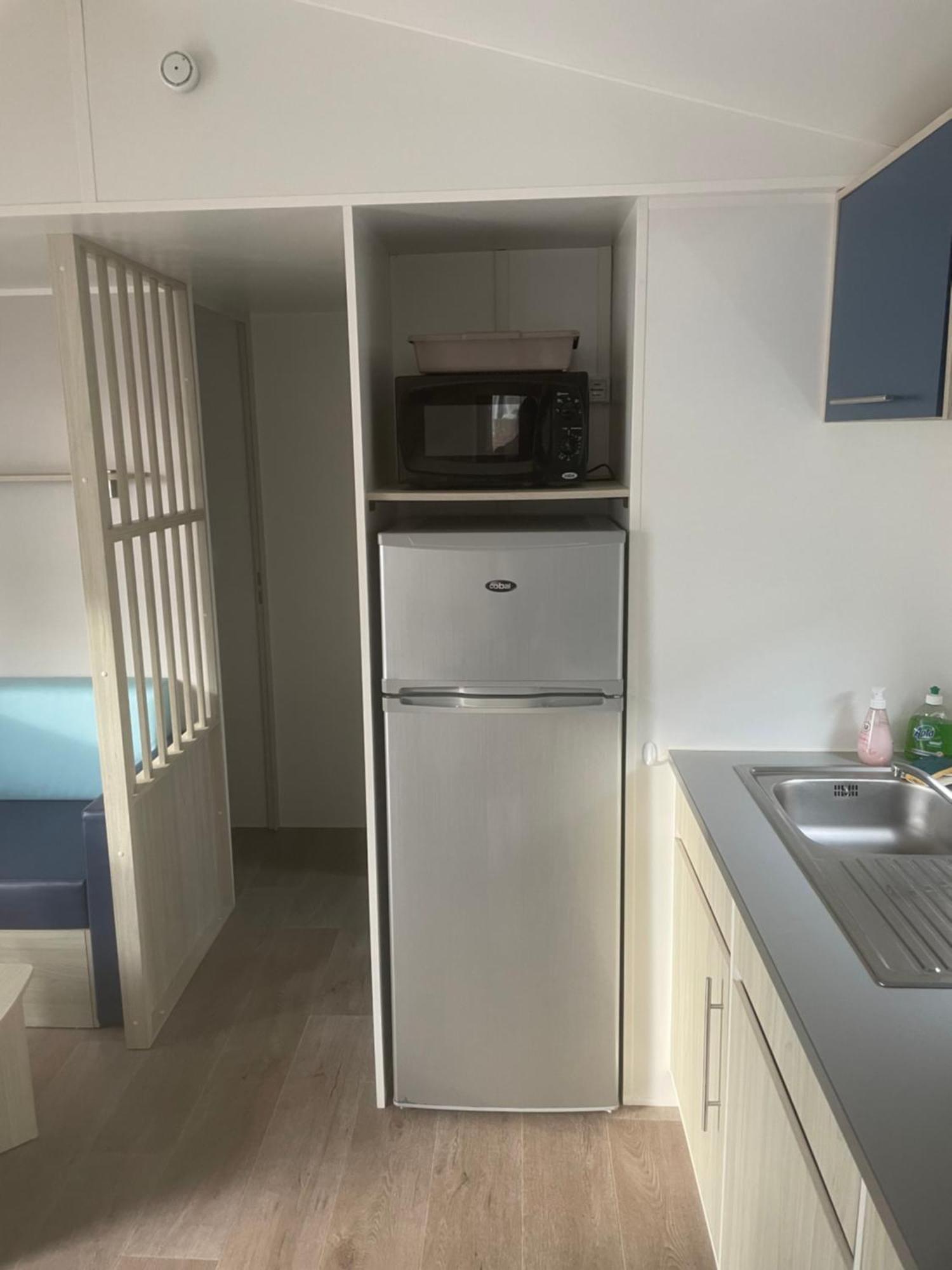 Mobil-Home Confort Tv Clim Narbonne-Plage Narbonne Plage Exterior foto